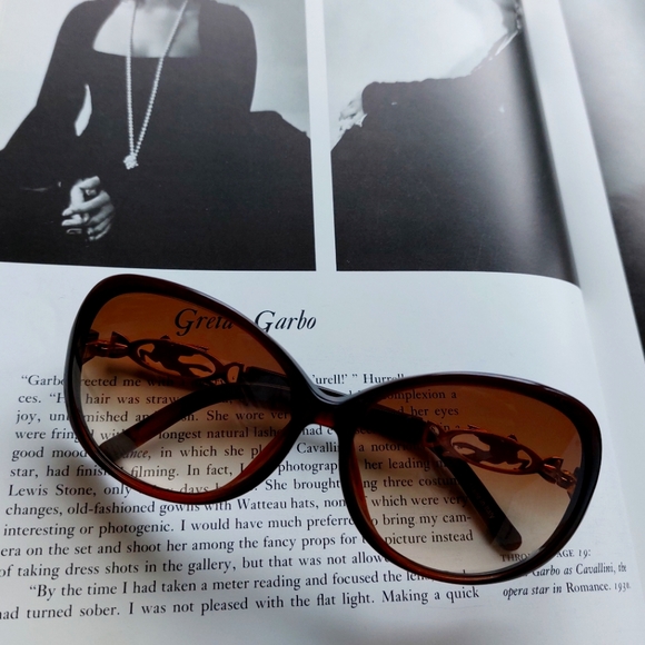 ETRO Sunglasses Authentic Made in Italy 🇮🇹 - Picture 2 of 16